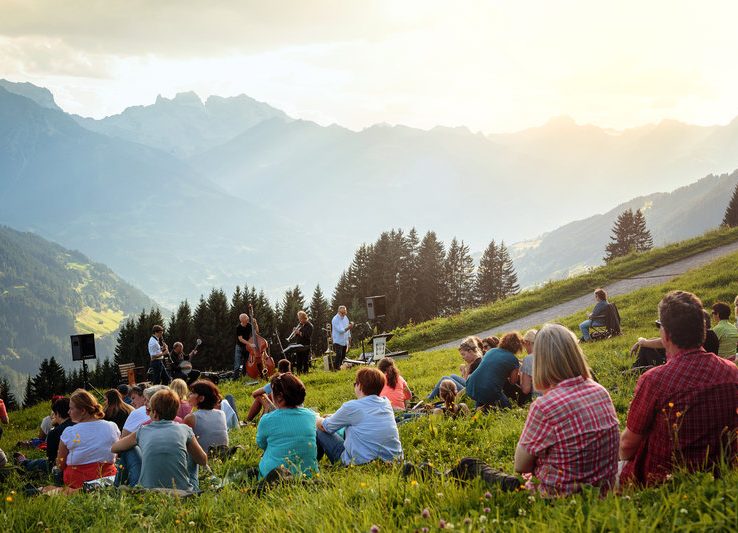 Jazz-Picknick-Montafoner-Resonanzen-c-Andreas-Haller-Montafon-Tourismus-GmbH-kopieren-aspect-ratio-540-390