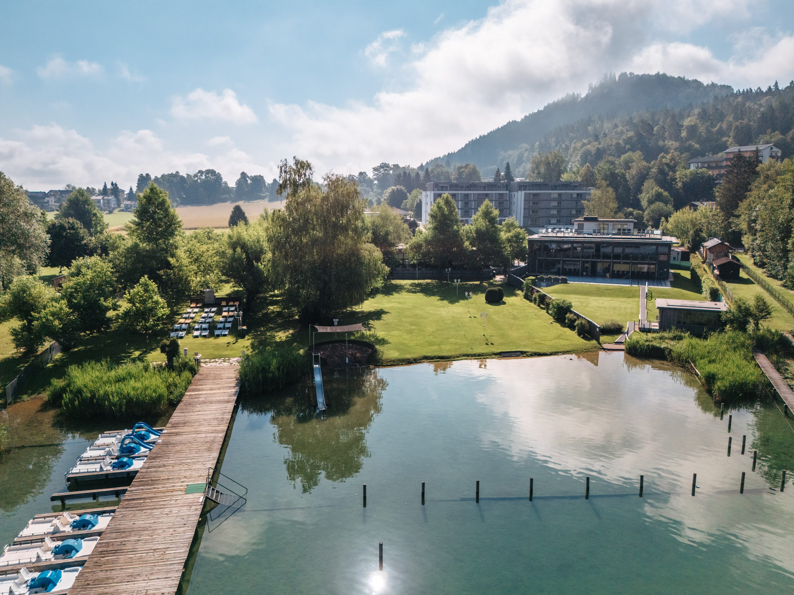 Morgenstille am See: Warum früh aufstehen sich lohnt